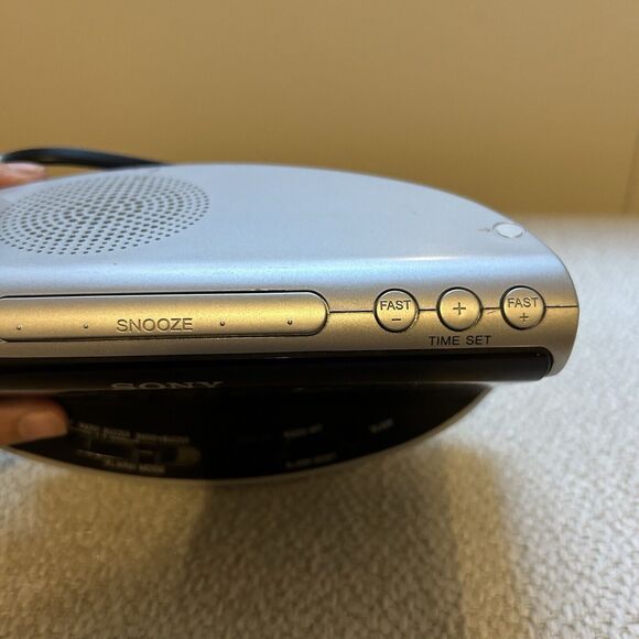 Sony Alarm Clock Dream Machine Large Display ICF-C492 AM/FM Radio Gray Black - Picture 7 of 10